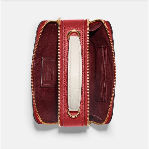 Nwt Coach x Disney box crossbody with Cruella motif - Picture 3 of 6